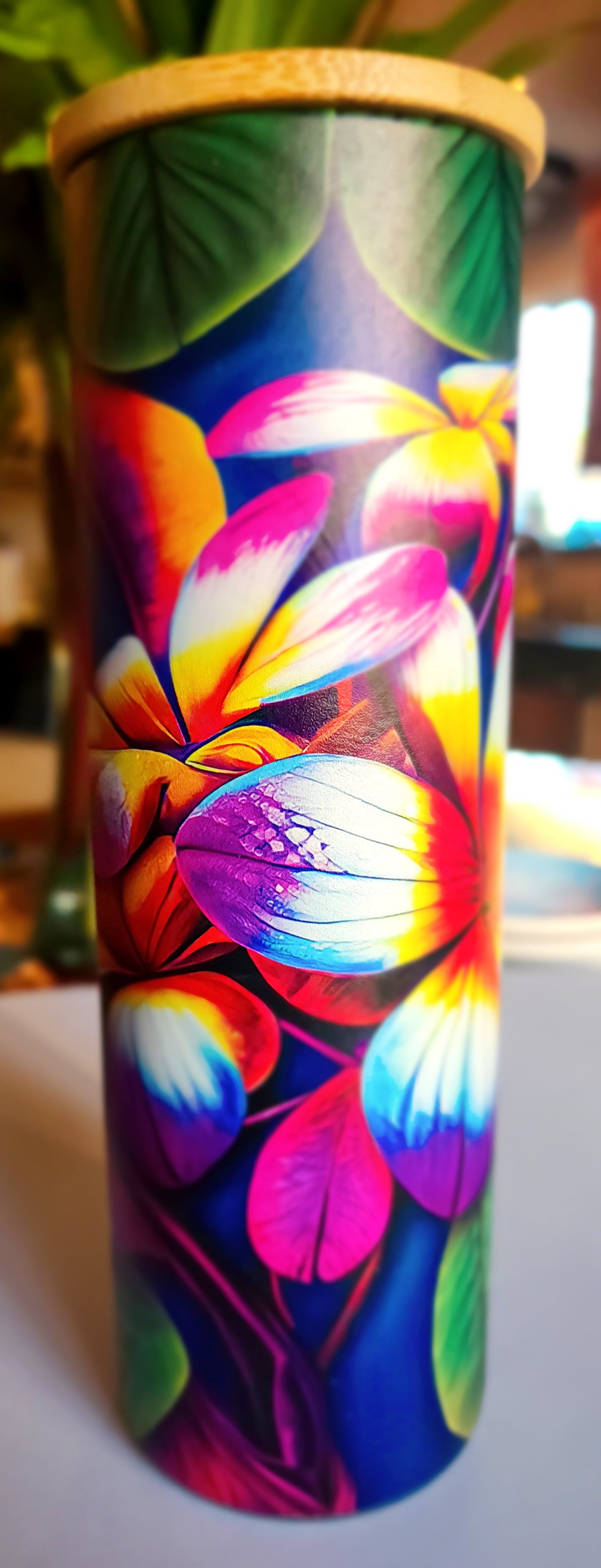 Frosted Glass Tumbler 20 oz. Hawaiian Designed Plumeria image 2
