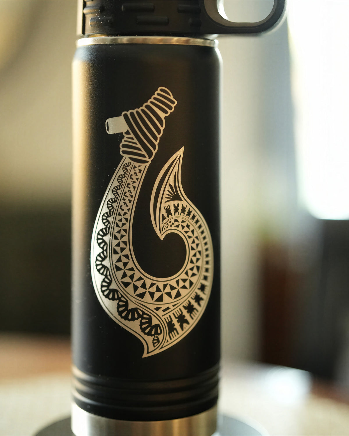 Black Engraved Fish Hook 20 oz Insulated Water Bottle