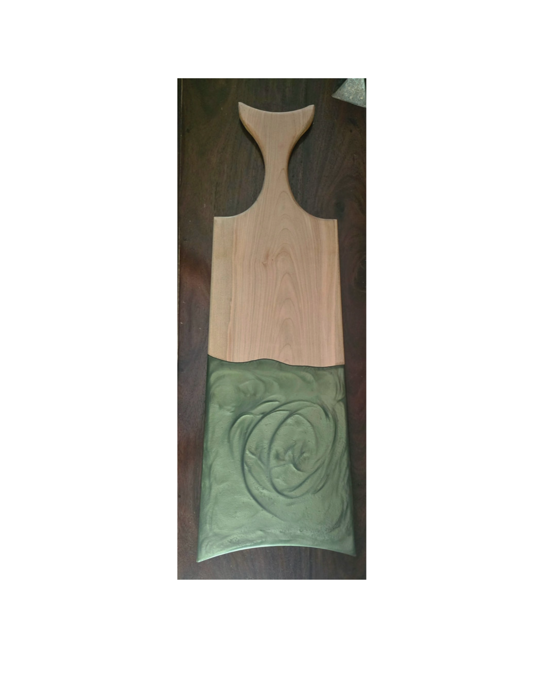 Premium Fishtail Charcuterie Board – Green Resin & Natural Wood Serving Platter