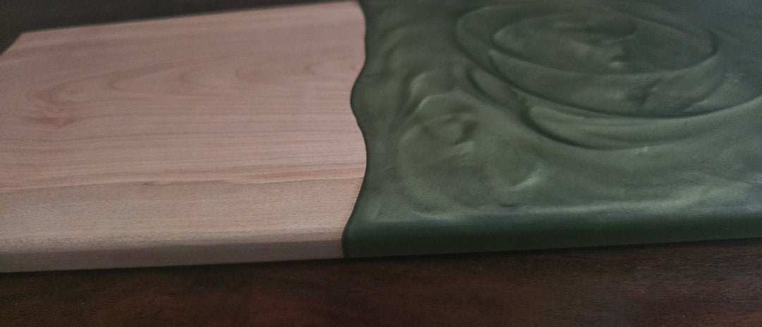 Premium Fishtail Charcuterie Board – Green Resin & Natural Wood Serving Platter